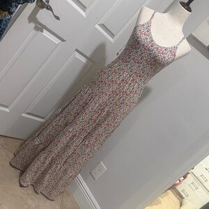Chic Floral Maxi Dress in Multicolor